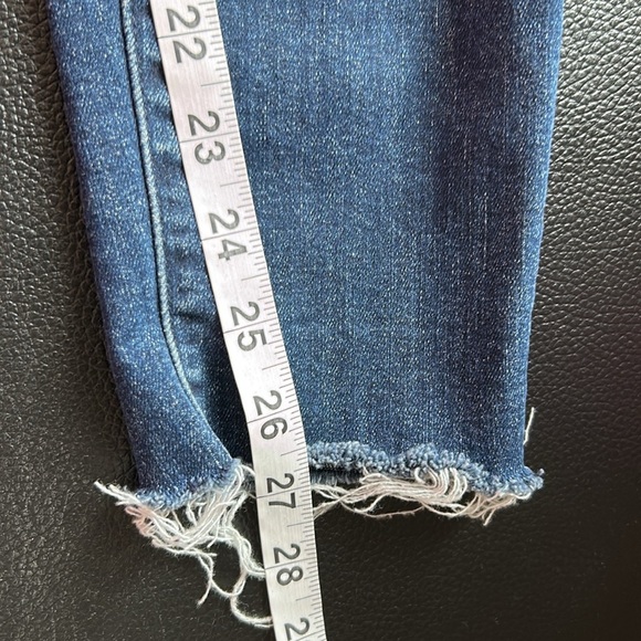 MOTHER High Waisted Looker Jean Ankle Fray Close to the Edge Sz 30 - Picture 16 of 16